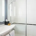 Ibis Bordeaux Route Des Vins 3* 佩萨克
