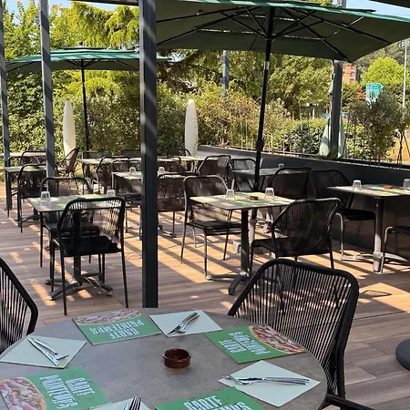Hotel Ibis Bordeaux Route Des Vins