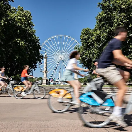 Ibis Bordeaux Route Des Vins 호텔 3*