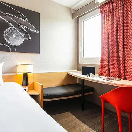 Ibis Bordeaux Route Des Vins Hotel 3*