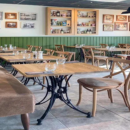 Hotel Ibis Bordeaux Route Des Vins 3*