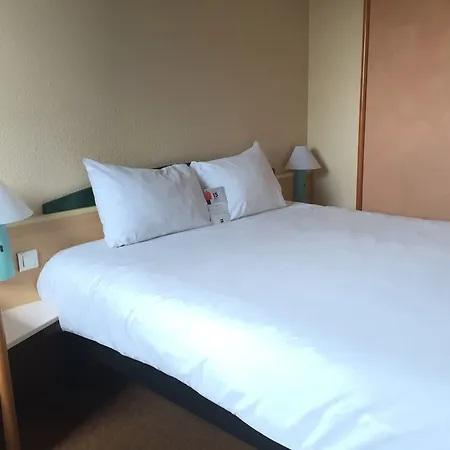 Hotel Ibis Bordeaux Route Des Vins 3*