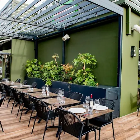 Ibis Bordeaux Route Des Vins 호텔 3*