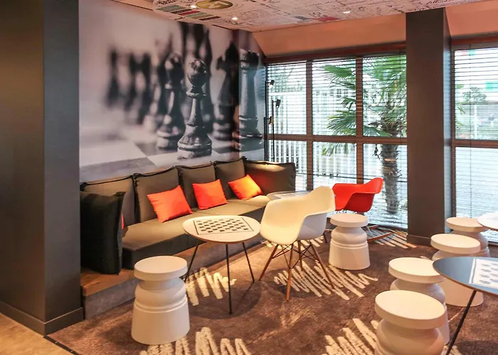 Hotel Ibis Bordeaux Route Des Vins 3*