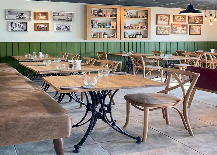 Hotel Ibis Bordeaux Route Des Vins 3*